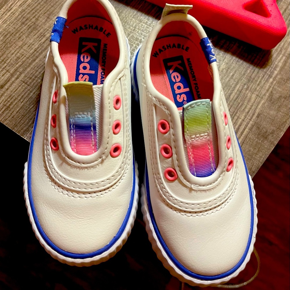 Toddler keds size7